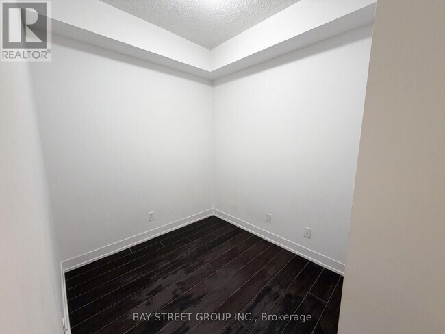 Photo - 7 Kenaston Gardens Unit 119