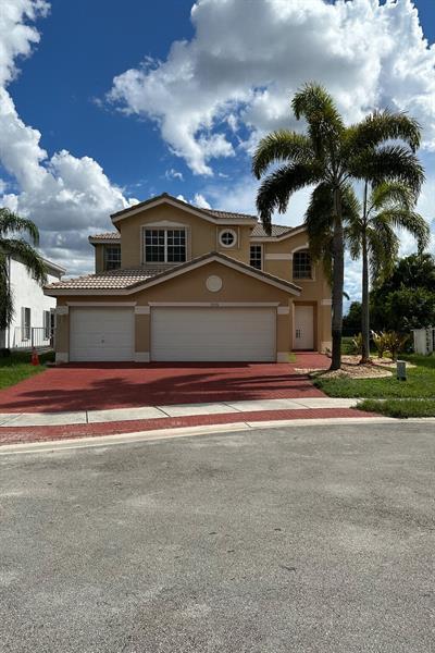 Building Photo - 13376 SW 47th St Rental