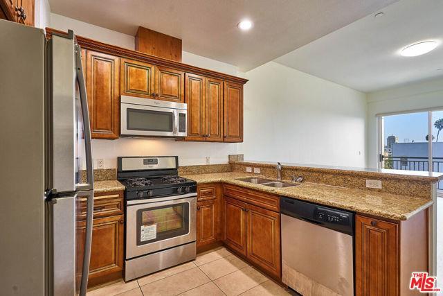 Photo - 345 S Gramercy Pl Condo Unit 1/4