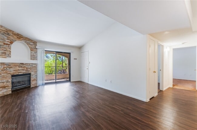 Photo - 950 Seven Hills Dr Unit 524
