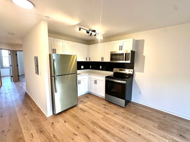 Photo - 1741 Park Ave Unit 1
