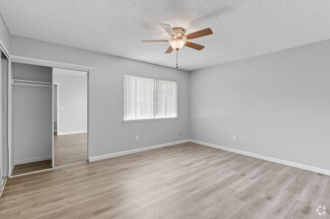 2BR, 1.5BA - 925SF - 1st Bedroom