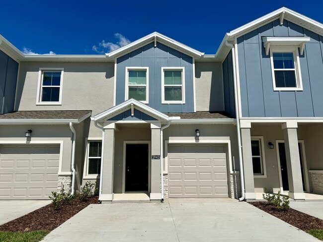 Building Photo - 2943 Savoir