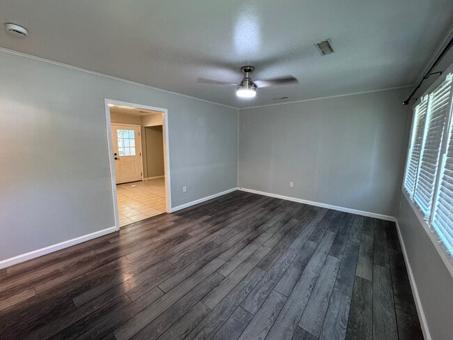 Photo - 1424 Cumberland Ave
