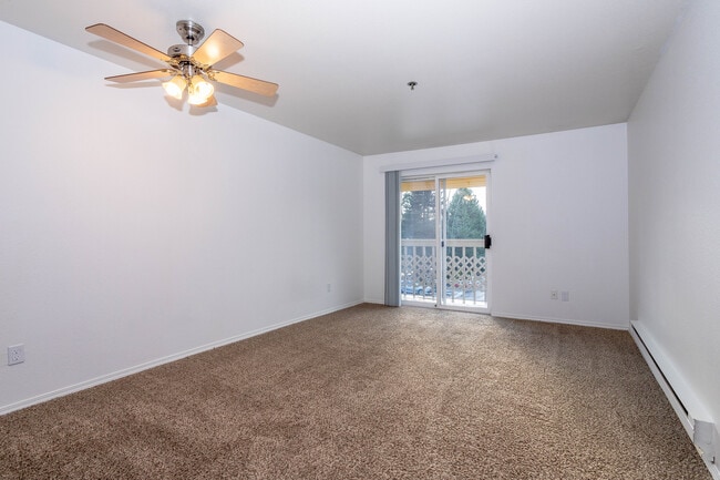 Photo - One and Two Bedroom Apartment Homes in Fed...