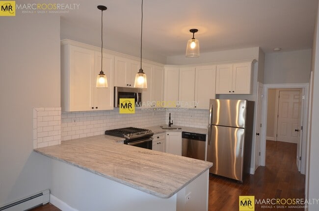 Building Photo - 1 Chelsea Ter Unit 2