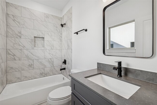 Photo - 113 Milby St