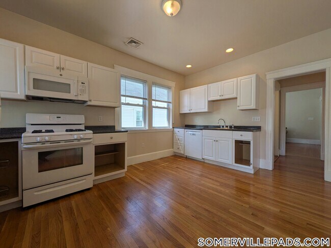 98 W Quincy St Unit S