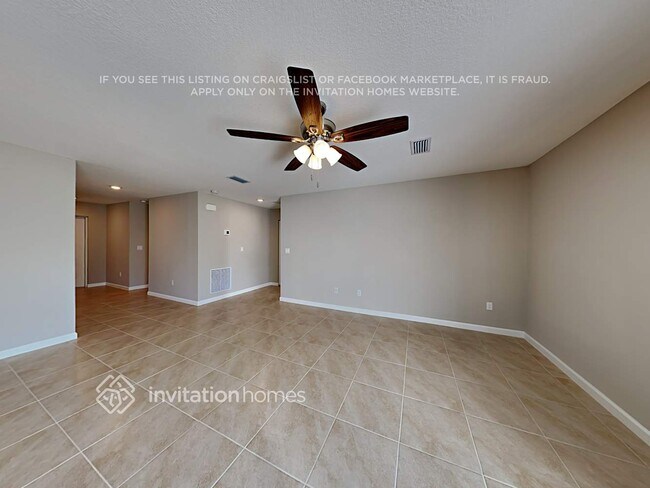 Photo - 792 SW Babbit Dr