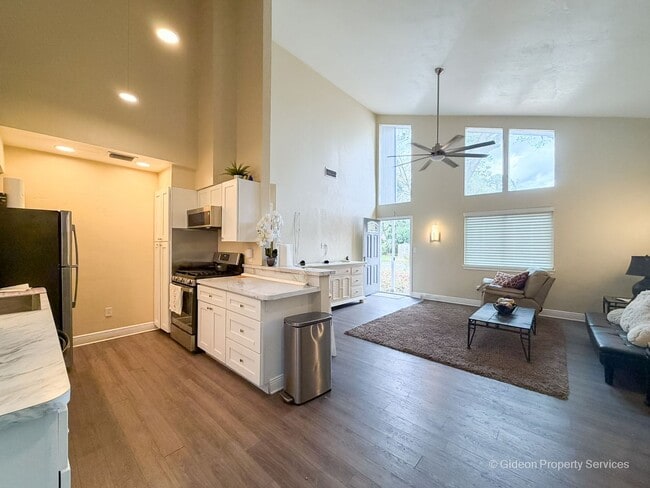 Photo - Beautiful 3/2 in Springtree