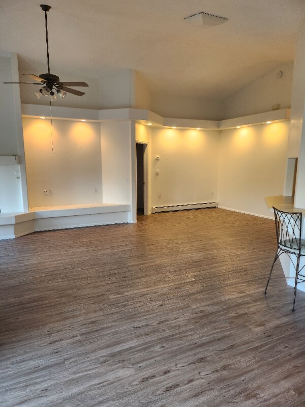 Photo - 407 Willow Ridge Ct