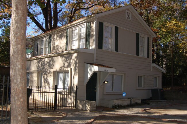 Photo - 1205 Butler St