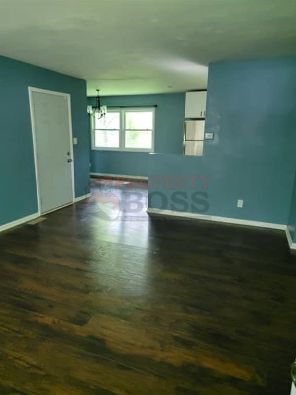 Photo - 6727 Jackson St