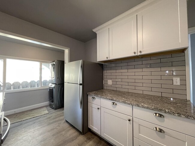 Photo - 446 W Sacramento Ave