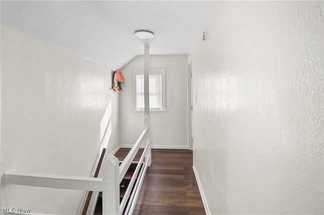 Photo - 505 Brown St