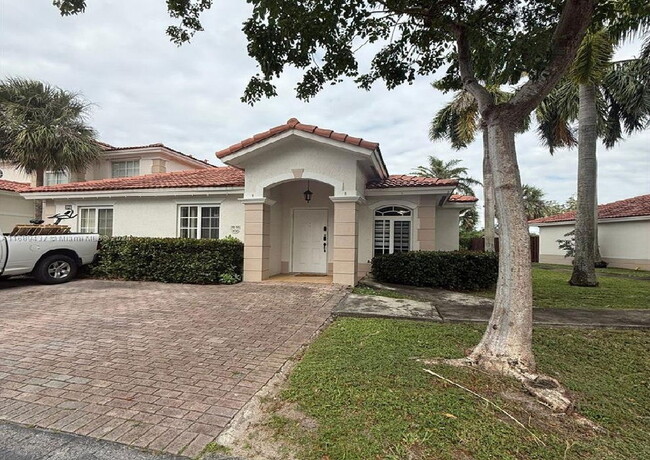 Photo - 7355 NW 173rd Dr Unidad 100 Rental