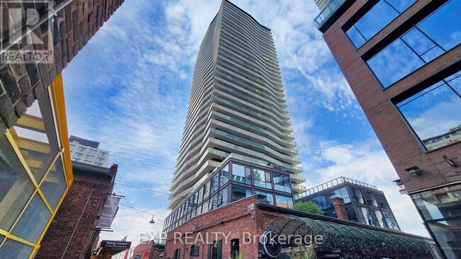 Photo - 390 Cherry St Unit 503
