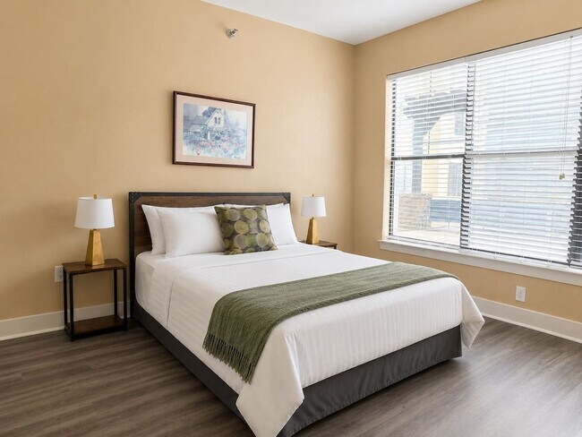 Photo - 75 Riverfront Dr Unit SI ID1604796P