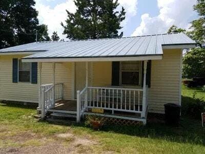 Photo - 403 Thomas St