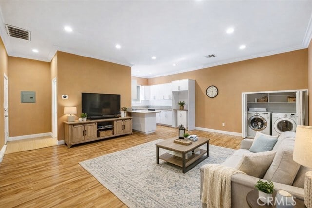 Photo - 15549 Ludlow St