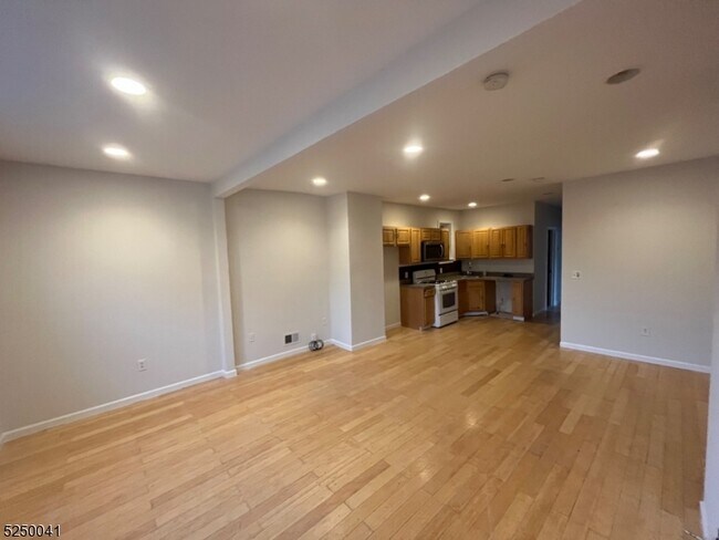 Photo - 602 McChesney St Unidad 1