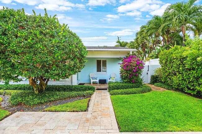 Photo - 342 NE 7th Ave