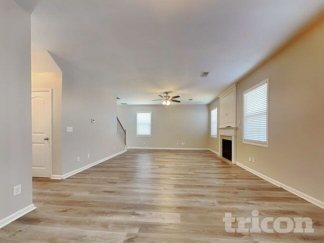 Photo - 38 Beaumont Crossing