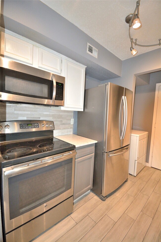 Photo - 260 El Dorado Blvd Unit 903
