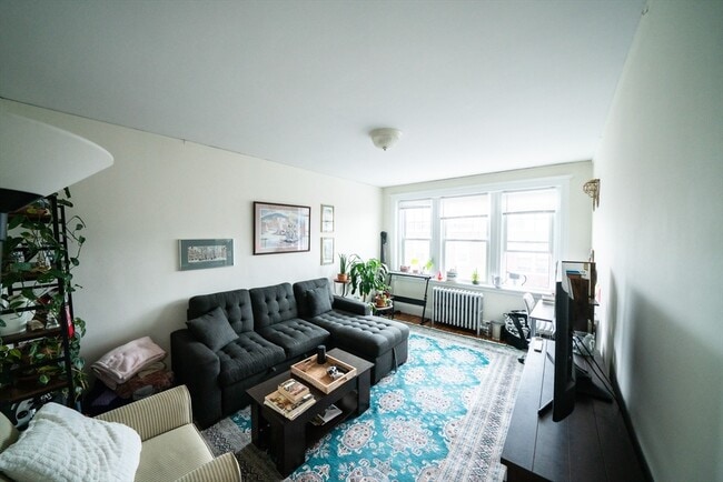 Photo - 43 Selkirk Rd Unit 9