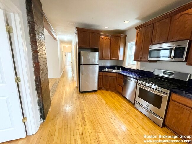 Photo - 7 Iroquois St Condo Unit #2