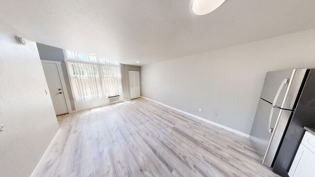 Photo - 3460 Madison Ave Unit #3