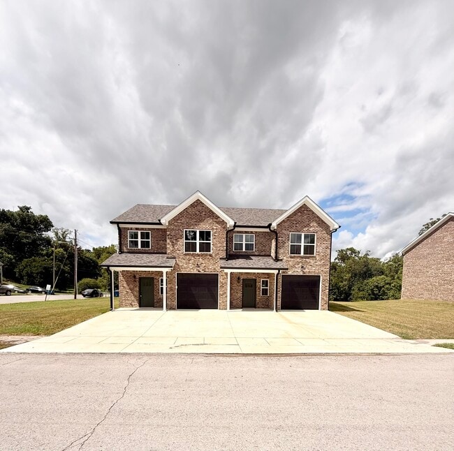 Building Photo - 155 Dedman St