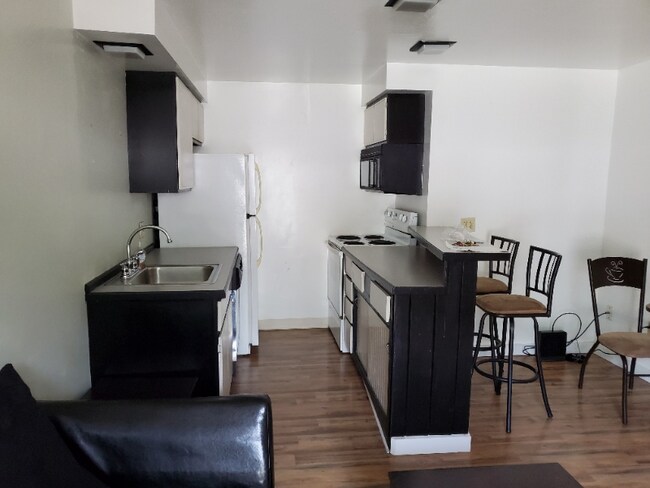 Photo - 70 Market St Unit F