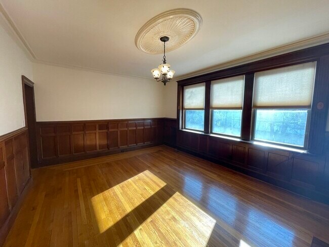 Photo - 25 Stearns Rd Unit 4