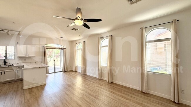 Photo - 16620 S 48th St