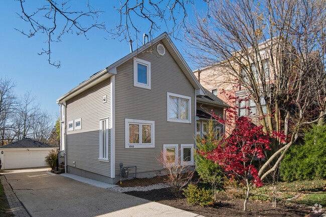 Building Photo - 1644 McGovern Ave Rental