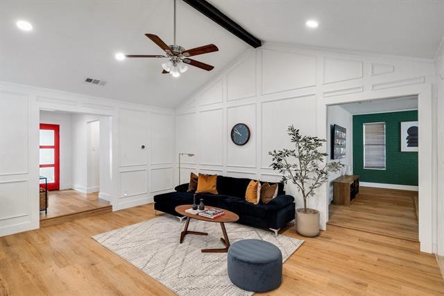 1402 Tiffany Forest Ln
