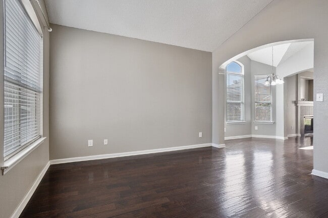 Photo - "Charming 4-Bed Oasis with 3 Full Baths on Twin Leaf Drive in El Paso, TX!"