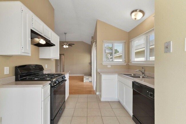 Photo - 11922 Westwold Dr