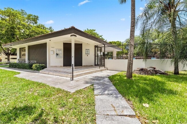 Building Photo - 12518 SW 94th Terrace