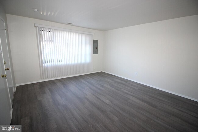 Photo - 2016 Jason Dr Unit A