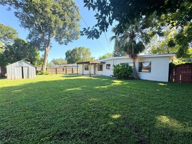 Photo - 3628 Dagon St
