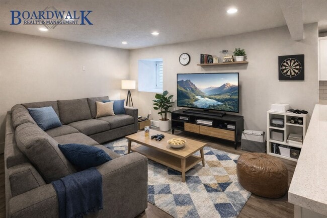 Photo - 1106 E S Temple St Unidad 1106 E South Temple #3 (Basement )