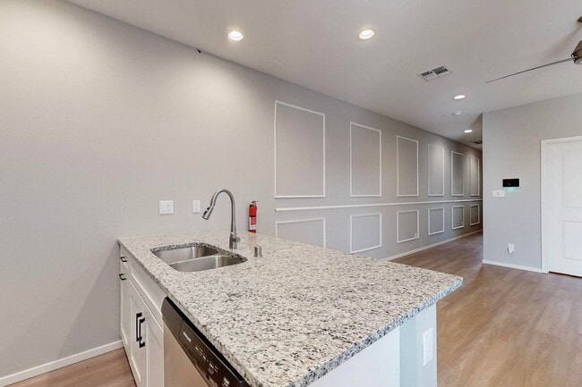 Photo - New Townhouse NE Heights 2/bedroom 1.5/bath 1/CG