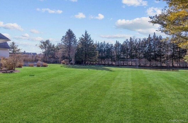 582 Hayground Rd