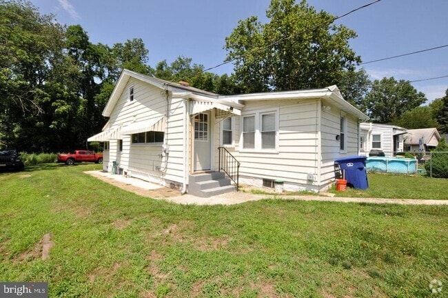 Building Photo - 311 Delaware Ave Rental