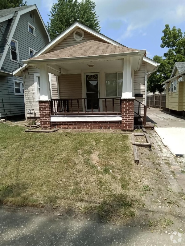 Building Photo - 1740 Duncan Rd Rental