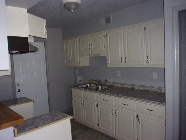 Photo - 5361 Brekenwood