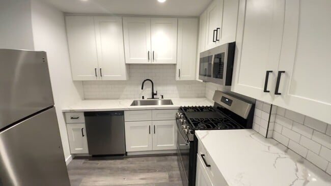 Photo - 14056 Valleyheart