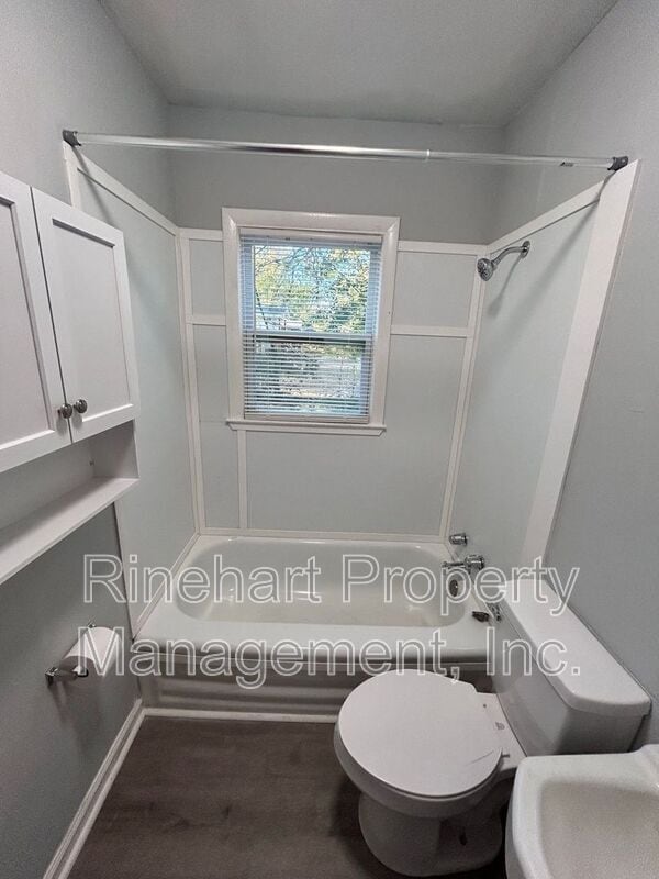 Photo - 412 Oates St